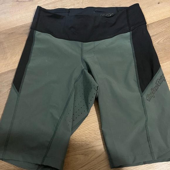 Troy lee designs MTB shorts - Picture 4 of 4